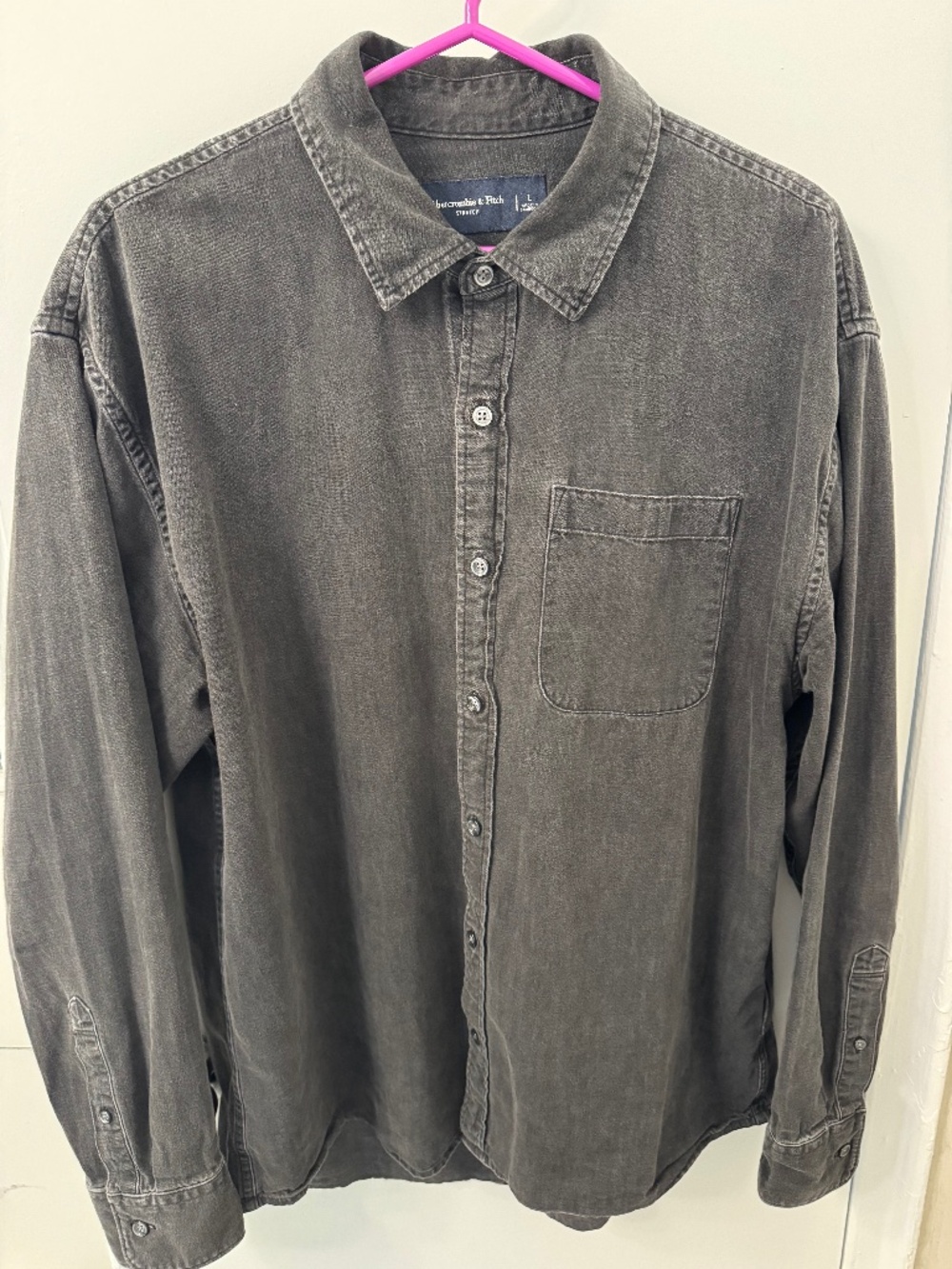 Men’s Black Denim Button Down Shirt Size L